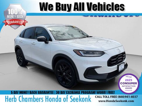 Used 2023 Honda HR-V Sport image 1