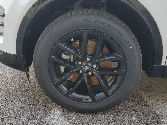 New 2026 Land Rover Discovery Sport Landmark AWD/4WD image 9
