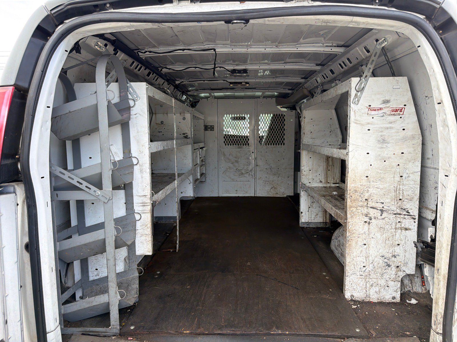Used 2020 Chevrolet Express 2500 Extended w/ Driver Convenience Package RWD image 4