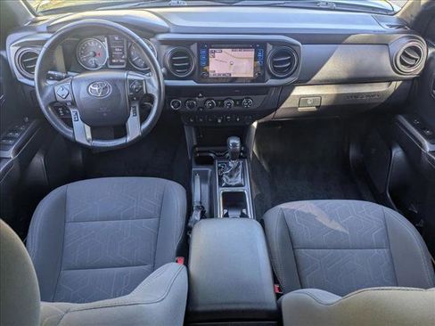 Used 2019 Toyota Tacoma TRD Off-Road image 17