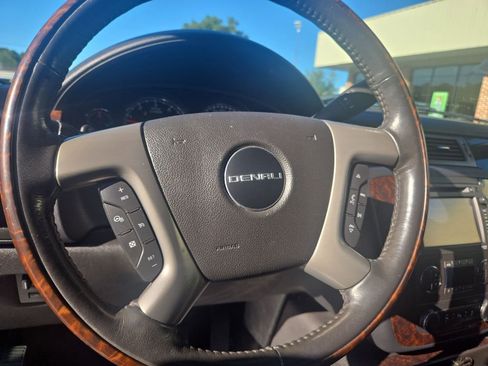 Used 2012 GMC Sierra 1500 Denali image 21