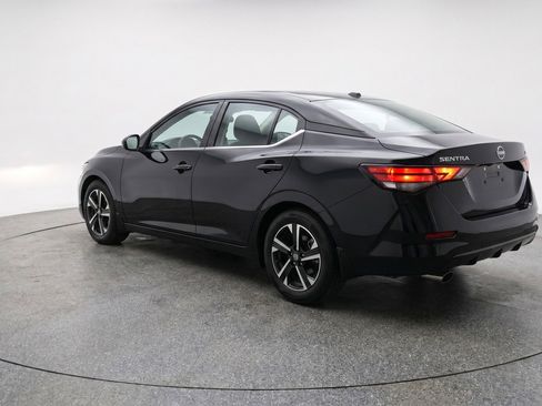 Used 2025 Nissan Sentra SV FWD image 6