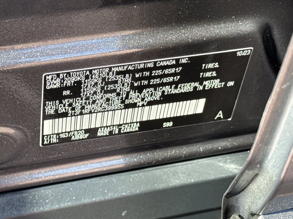 Used 2024 Toyota RAV4 LE AWD/4WD image 45