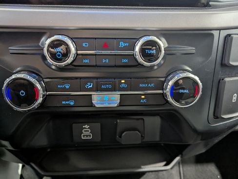 Used 2025 Ford F150 XLT w/ Equipment Group 301A Standard AWD/4WD image 20