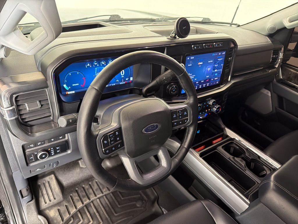 Used 2024 Ford F250 Lariat w/ Lariat Ultimate Package AWD/4WD image 13