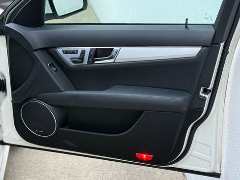 Used 2009 Mercedes-Benz C 63 AMG Sedan image 58