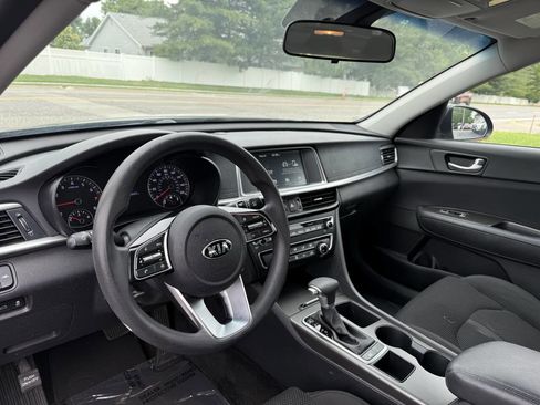 Used 2019 Kia Optima LX FWD image 19