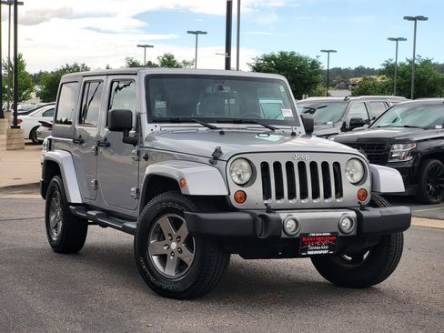 Used 2013 Jeep Wrangler Unlimited Sport AWD/4WD image 2