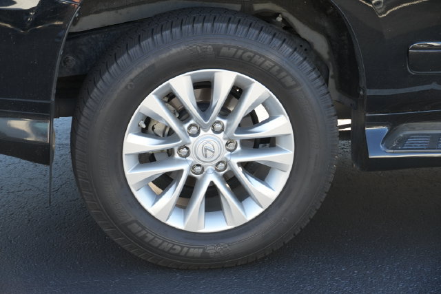 Used 2018 Lexus GX 460 Premium w/ Premium Package AWD/4WD image 22