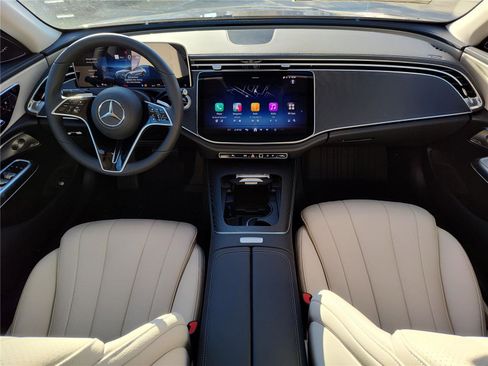 New 2026 Mercedes-Benz E 350 4MATIC Sedan image 10