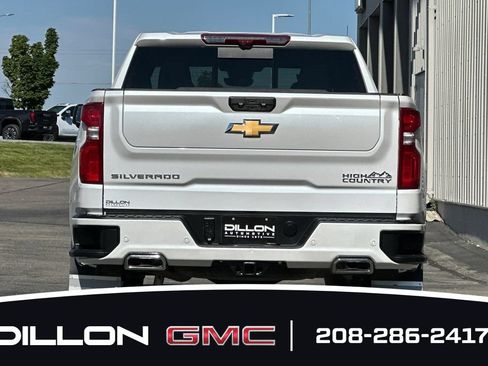 Used 2024 Chevrolet Silverado 1500 High Country w/ Technology Package AWD/4WD image 8