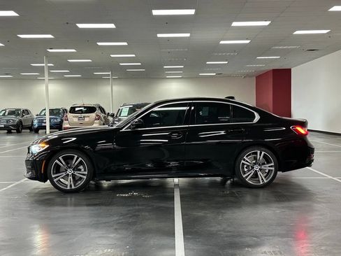 Used 2020 BMW 330i Sedan RWD image 4