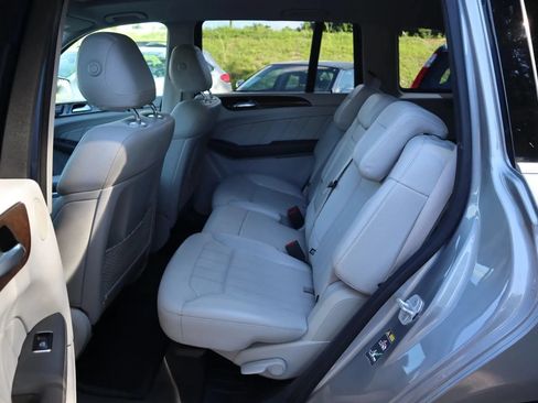 Used 2016 Mercedes-Benz GL 320 BlueTEC 4MATIC image 18