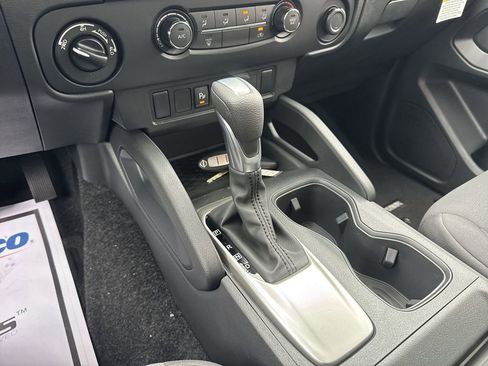 New 2026 Nissan Frontier S image 19