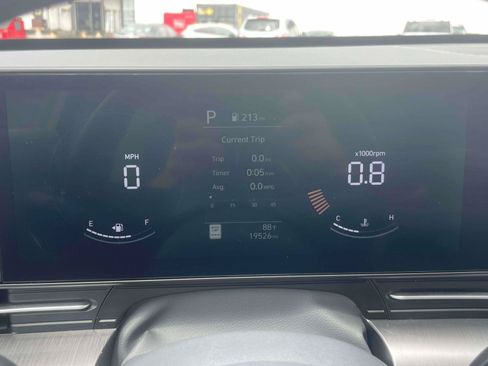 Used 2024 Hyundai Kona SEL AWD/4WD image 25