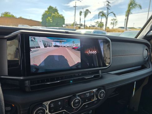 New 2026 Jeep Gladiator Mojave AWD/4WD image 14