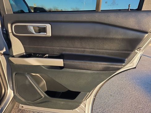 Used 2023 Ford Explorer XLT w/ Equipment Group 202A image 34