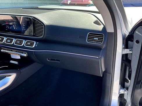 Used 2026 Mercedes-Benz GLS 450 GLS 450 image 18