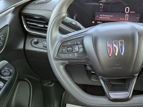 Used 2024 Buick Envista Preferred image 20