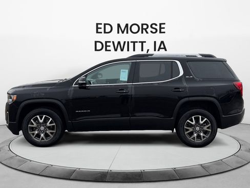 Used 2023 GMC Acadia SLE w/ Driver Convenience Package image 2