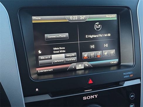 Used 2015 Ford Explorer Sport image 16