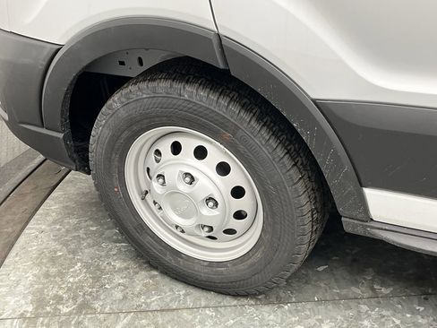 New 2026 Ford Transit 250 148 Medium Roof RWD image 27