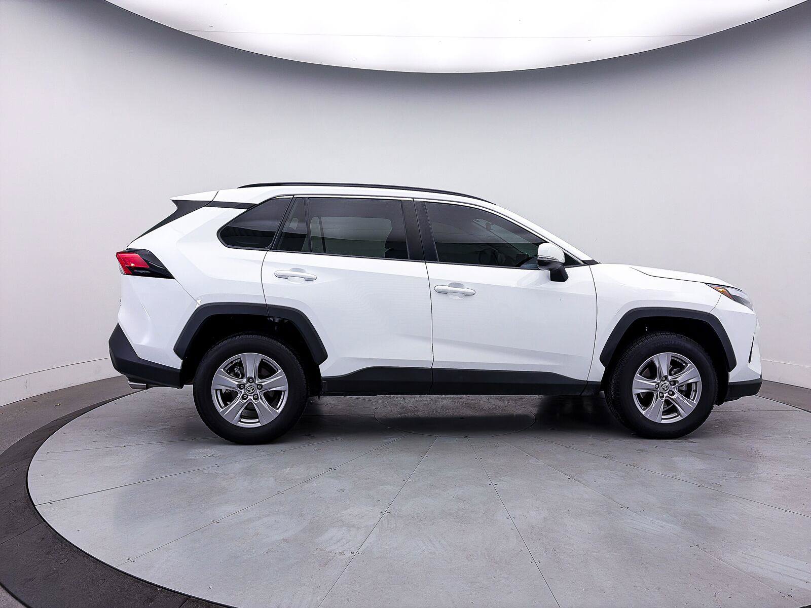 Used 2023 Toyota RAV4 XLE w/ Convenience Package AWD/4WD image 40