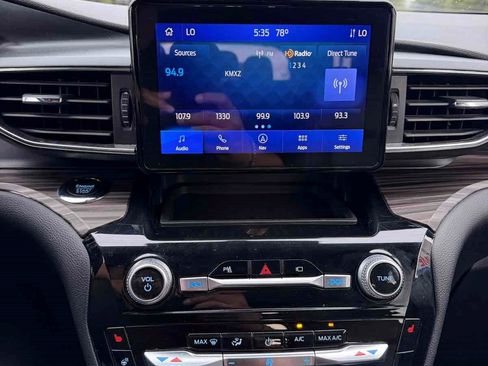 Used 2022 Ford Explorer Limited RWD image 13