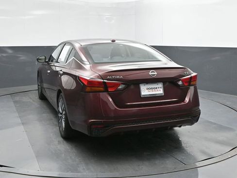 Used 2024 Nissan Altima 2.5 SV image 30