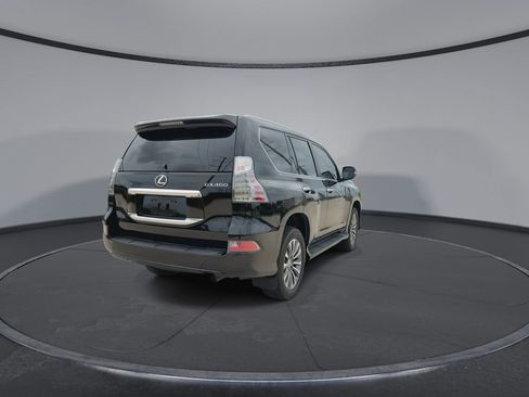 Used 2023 Lexus GX 460 Luxury w/ Accessory Package AWD/4WD image 8