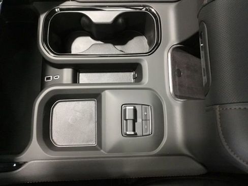 New 2025 GMC Sierra 2500 AT4 w/ AT4 Premium Plus Package image 46