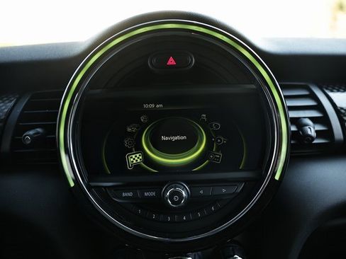 Used 2017 MINI Cooper S image 34