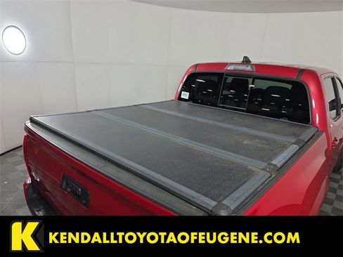Used 2023 Toyota Tacoma SR5 w/ Technology Package image 9