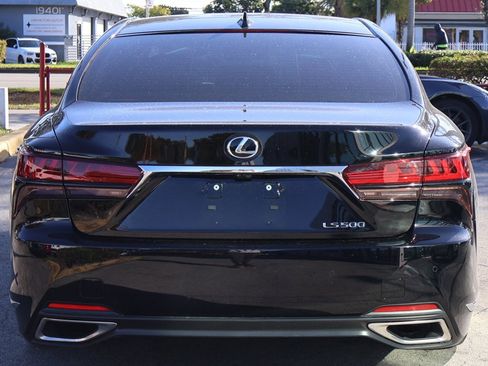Used 2023 Lexus LS 500 w/ Luxury Package image 15
