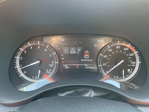 Used 2021 Toyota Highlander Limited FWD image 20
