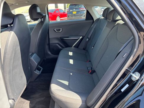 Used 2025 Kia K4 FWD image 24