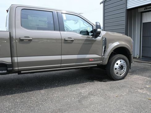 New 2026 Ford F450 Lariat w/ Lariat Ultimate Package AWD/4WD image 33