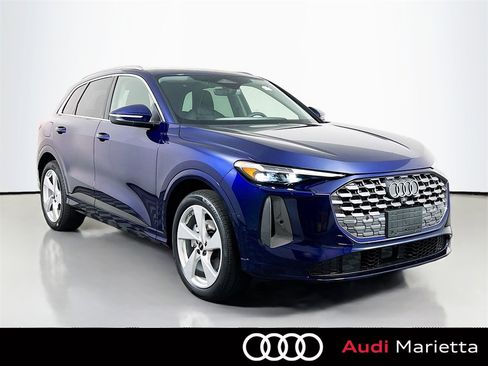 New 2025 Audi Q5 Prestige image 1