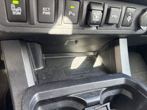 Used 2021 Toyota Tacoma TRD Sport image 45