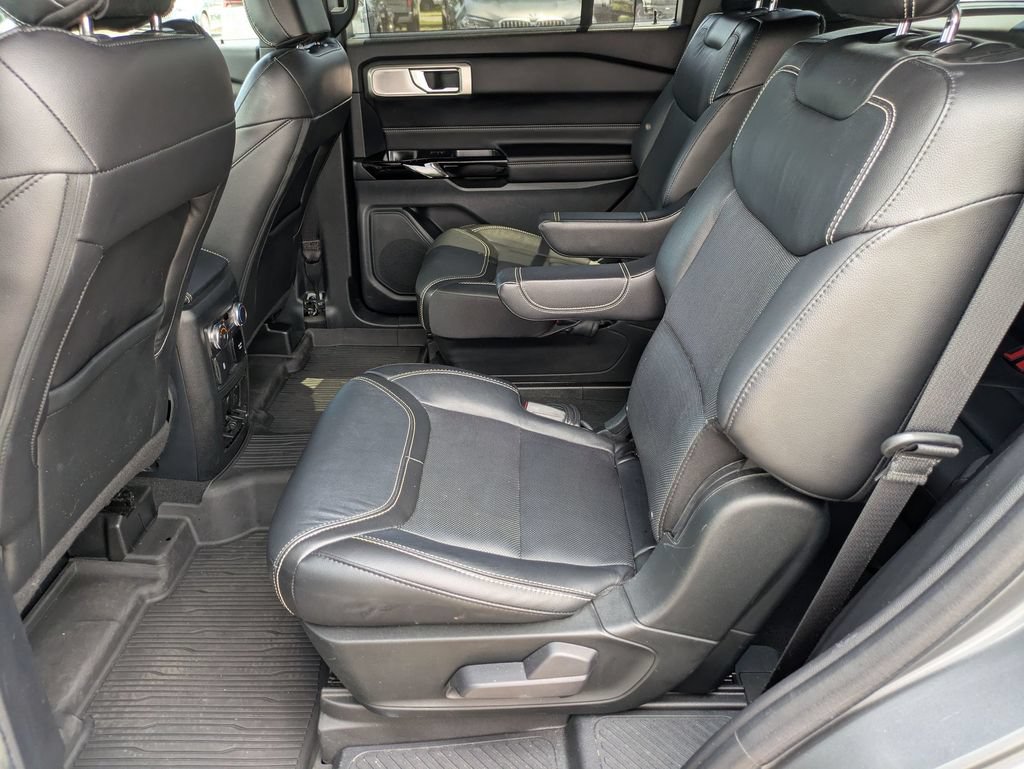 Used 2022 Ford Explorer ST w/ Equipment Group 401A RWD image 19