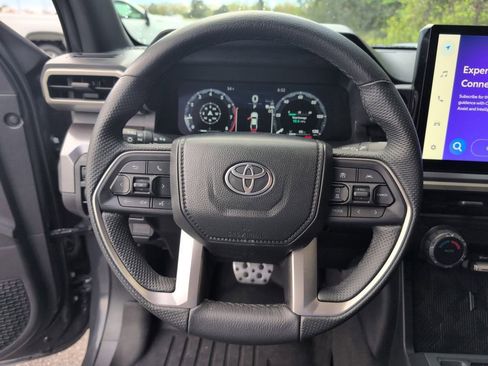 Used 2024 Toyota Tacoma TRD Sport image 26