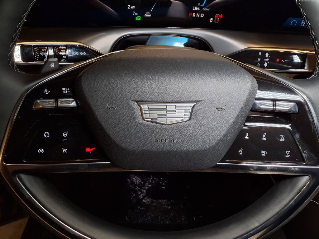 New 2027 Cadillac Vistiq Sport AWD/4WD image 20