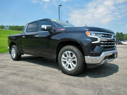 Used 2024 Chevrolet Silverado 1500 LTZ image 11