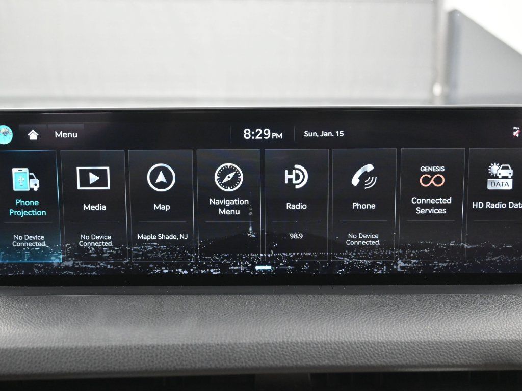 Used 2023 Genesis GV70 2.5T AWD/4WD image 11