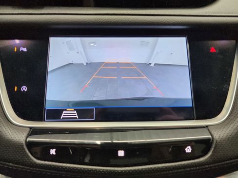 Used 2020 Cadillac XT5 Premium Luxury image 15