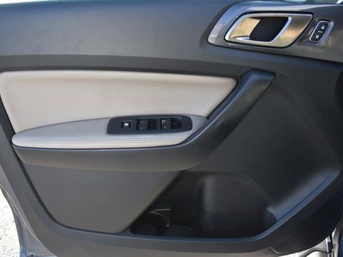 Used 2023 Ford Ranger Lariat w/ Trailer Tow Package image 12