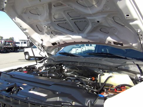 Used 2020 Ford F450 XL w/ Power Equipment Group image 38