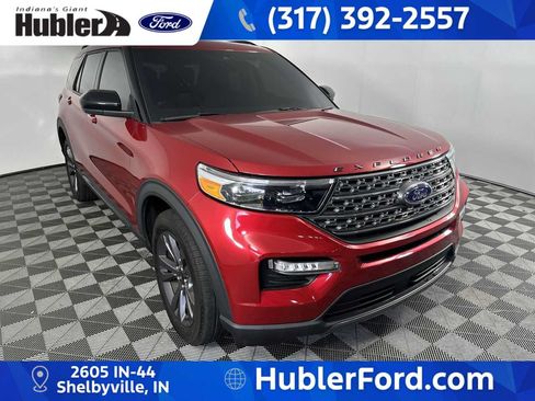 Used 2024 Ford Explorer XLT w/ Equipment Group 202A AWD/4WD image 2