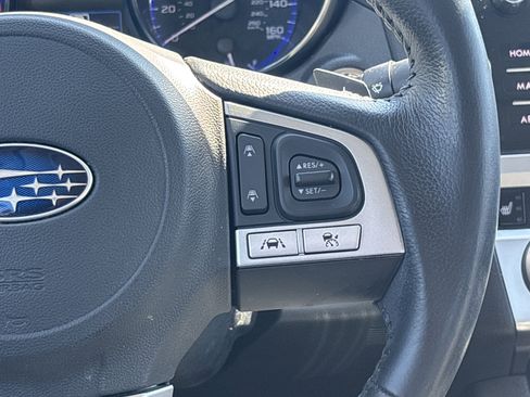 Used 2017 Subaru Legacy 3.6R Limited AWD/4WD image 5