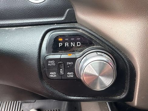 Used 2019 RAM 1500 Laramie w/ Sport Appearance Package AWD/4WD image 21